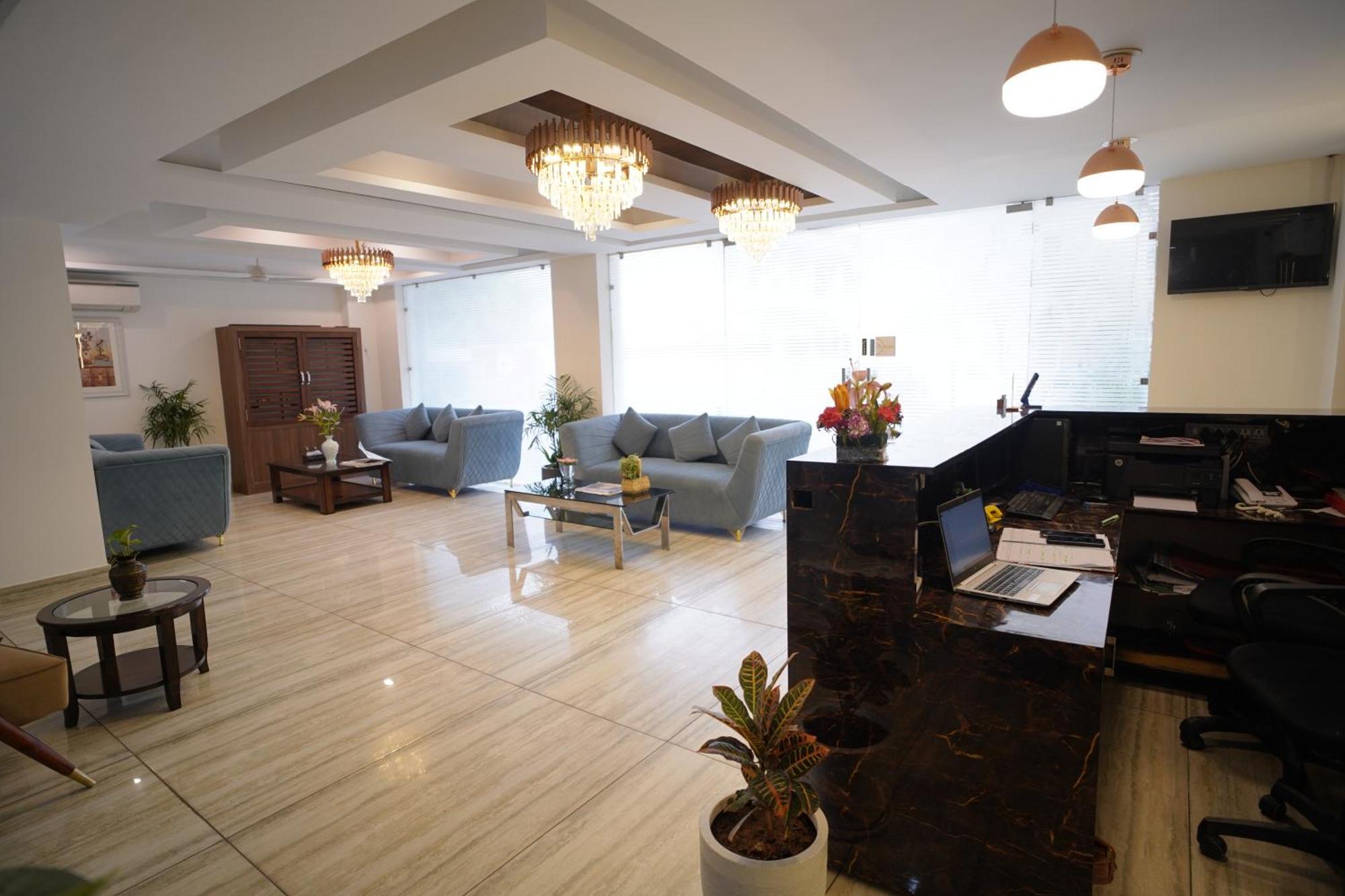 Hotel The Luxe 18 - Golf Course Road Gurgáon Exteriér fotografie