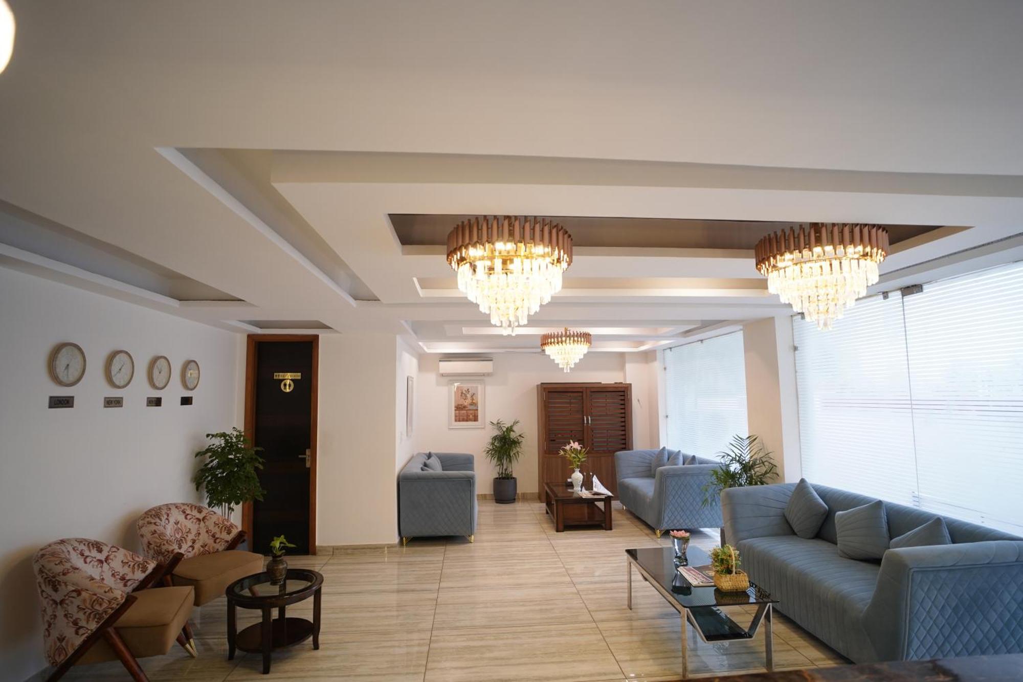 Hotel The Luxe 18 - Golf Course Road Gurgáon Exteriér fotografie